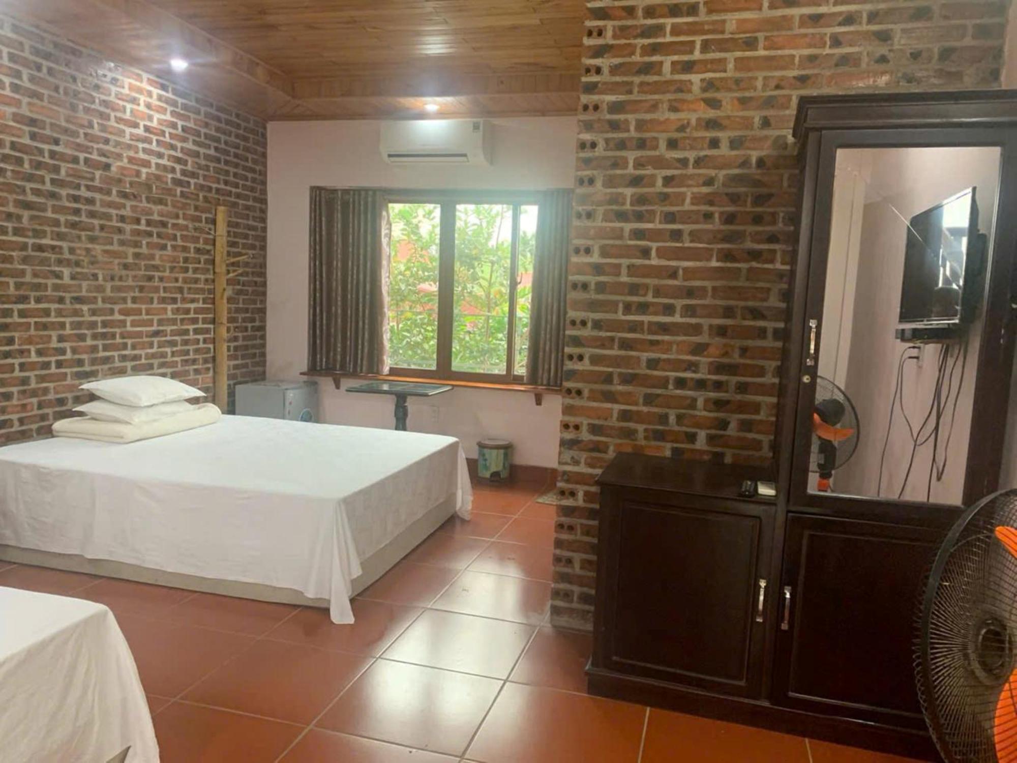 Ho Nui Dinh Hotel Ninh Binh Buitenkant foto
